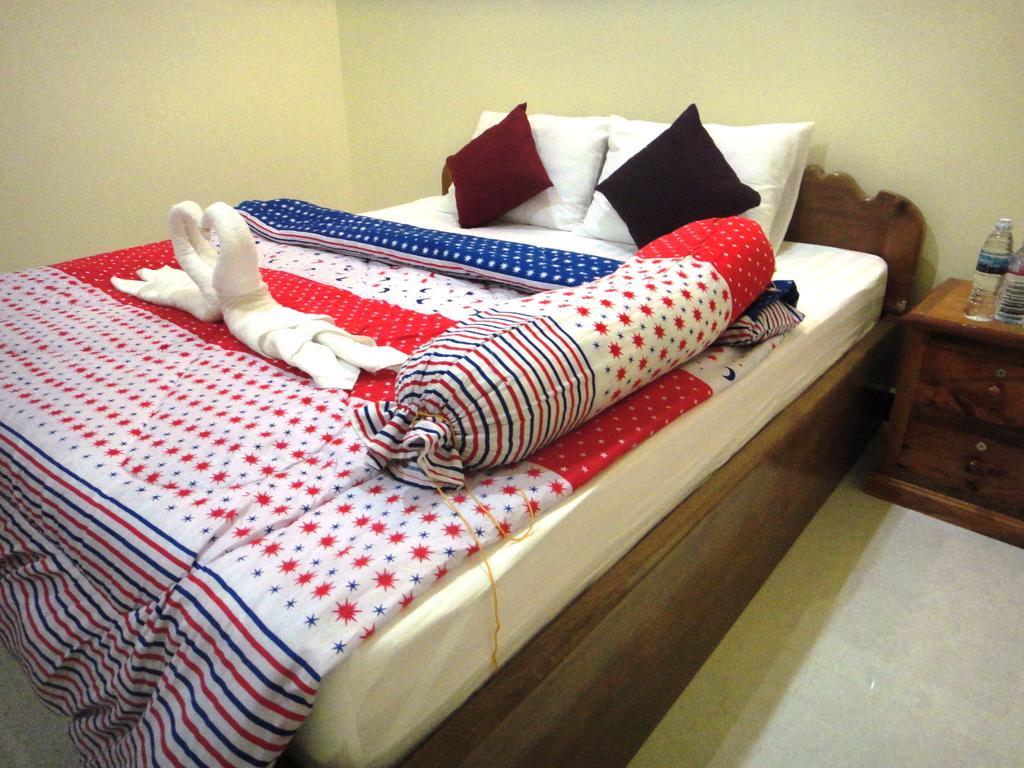 Khemra I Guesthouse Kampot Bilik gambar